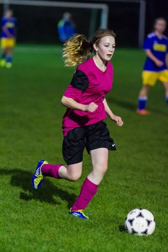 Bild 299 - B-Juniorinnen TSV Gnutz o.W. - SV Wahlstedt : Ergebnis: 1:1